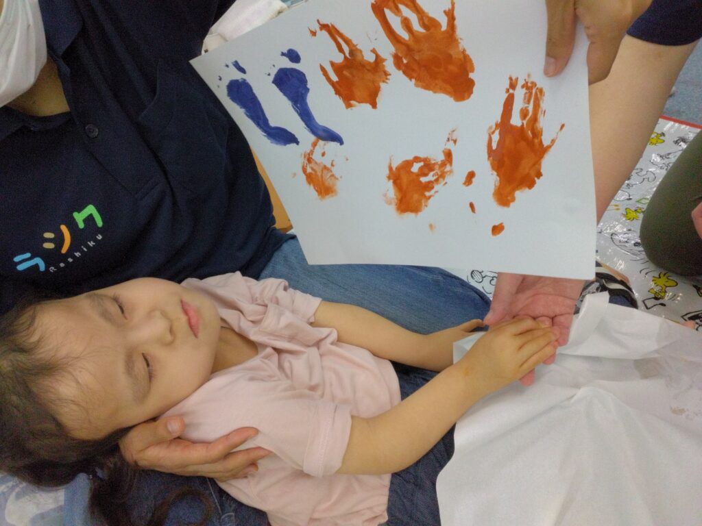 てがたあしがたできました